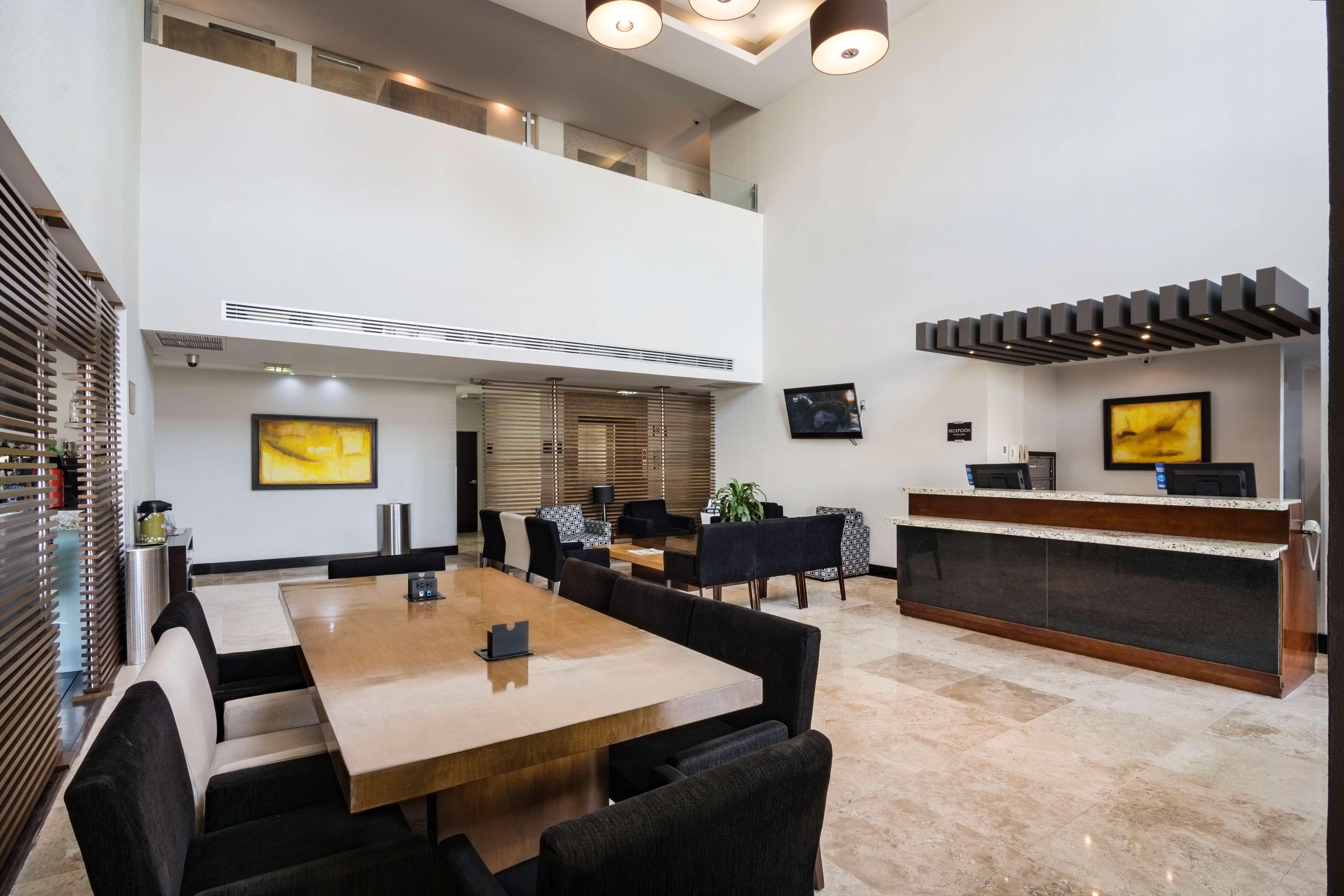 Doubletree By Hilton Queretaro Hotel Ngoại thất bức ảnh