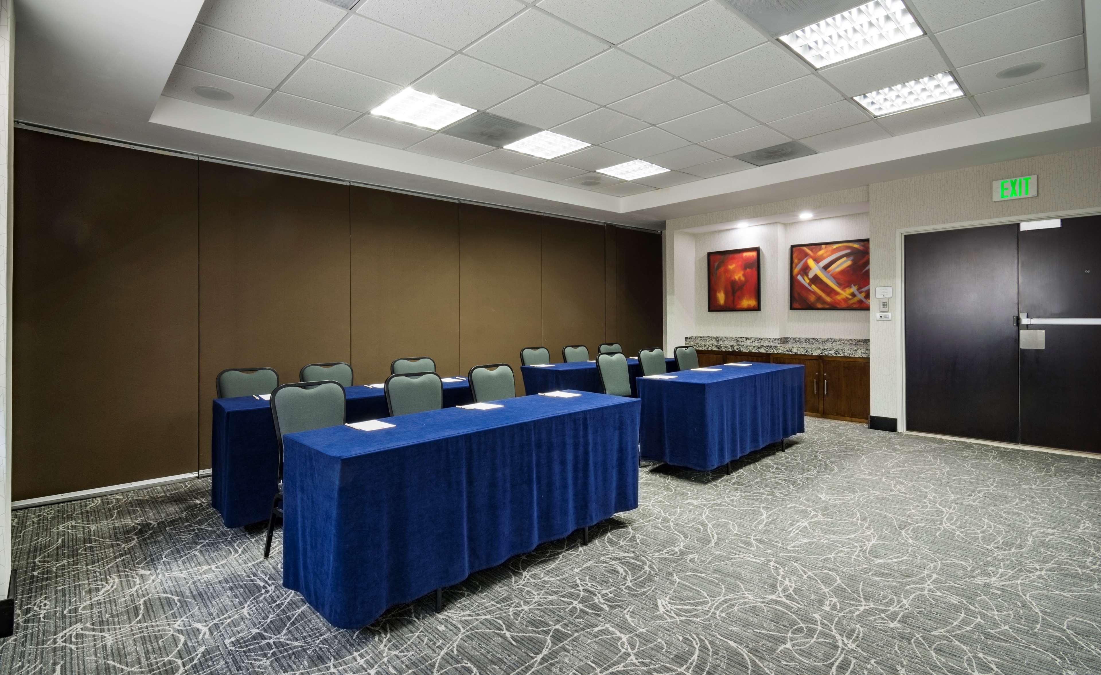 Doubletree By Hilton Queretaro Hotel Ngoại thất bức ảnh