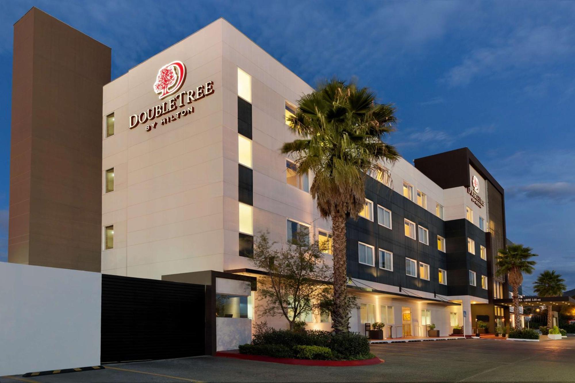 Doubletree By Hilton Queretaro Hotel Ngoại thất bức ảnh
